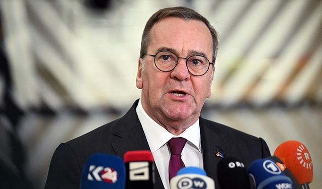 Pistorius, Kiev'e 1,9 milyar avroluk yardım sözü verdi