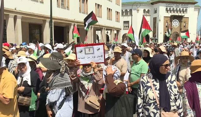 Fas'ta binlerce kişi, İsrail’in 'aç bırakma' politikasını protesto etti