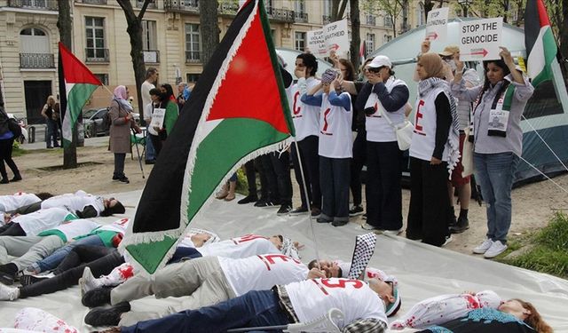 İsrail'in Gazze'ye saldırıları Avrupa'da istifalara neden oldu