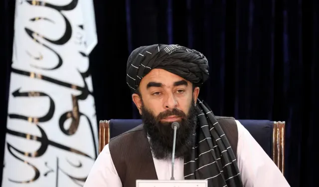 İstanbul zirvesi: Afganistan ve Pakistan görüşmeleri uzattı