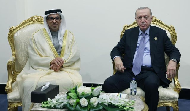 Erdoğan, Şarm Eş-Şeyh’te ikili görüşmelere başladı