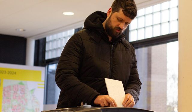 Hollanda'da seçim öncesinde İsrail lobisi siyaseti zehirliyor