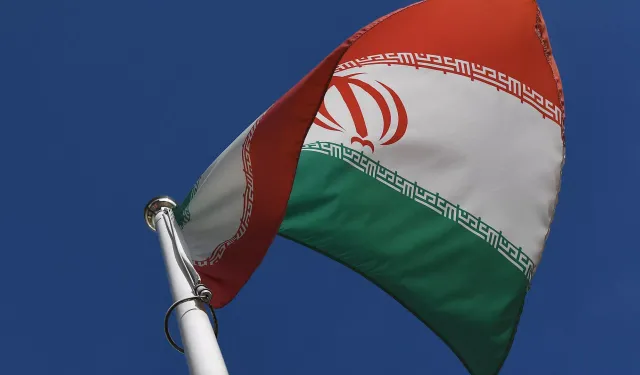 İran’dan uyarı: ABD üslerine müdahale edebilir