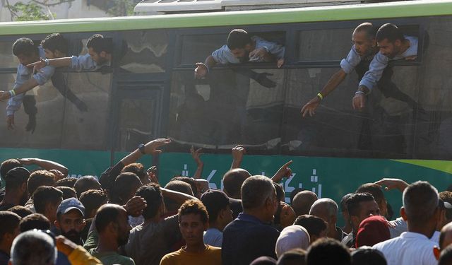 Ketziot Hapishanesi’nden bin 872 Filistinli esir serbest bırakıldı