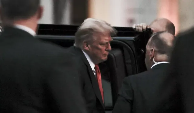 Trump'tan Hamas'a: Gazze'yi bırakmazsanız tamamen yok edilirsiniz