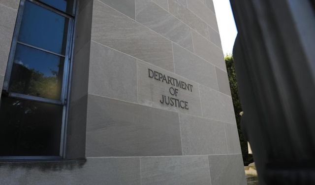 ABD Adalet Bakanlığı: Epstein belgeleri kamuoyuna açılmalı