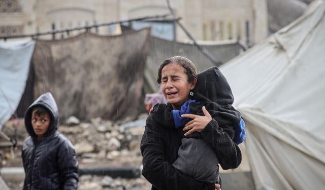 Ateşkesin gölgesinde tehlike: İsrail helikopteri BM okulunu hedef aldı