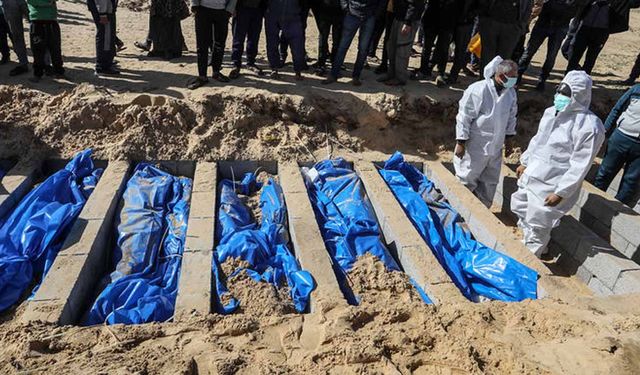 İsrail 15 Filistinlinin cenazesini iade etti