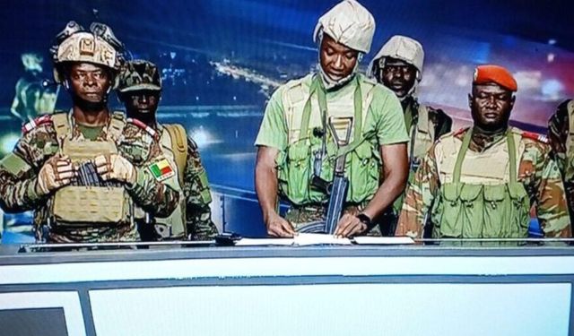 Benin'de darbe girişimi: Fransa'nın son kalesi sallanıyor