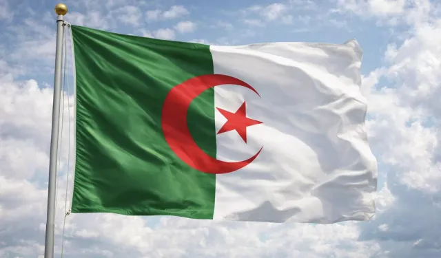 Cezayir'den Fransa'ya tarihi rest: Sömürge dönemi 'Suç' ilan edildi