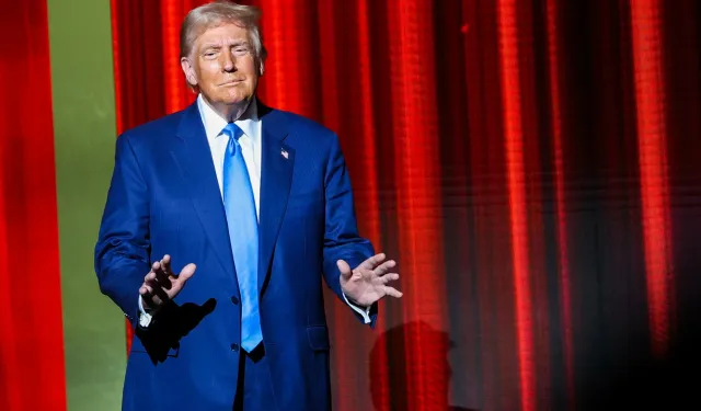 Trump'tan Somalili göçmenlere: Çöp almaya devam ediyoruz