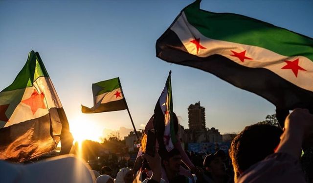 Suriye Ordusu: Çekilmeyi memnuniyetle karşılıyoruz