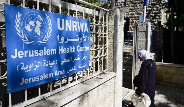 İsrail, Kudüs'teki UNRWA merkezini zorla kapattı