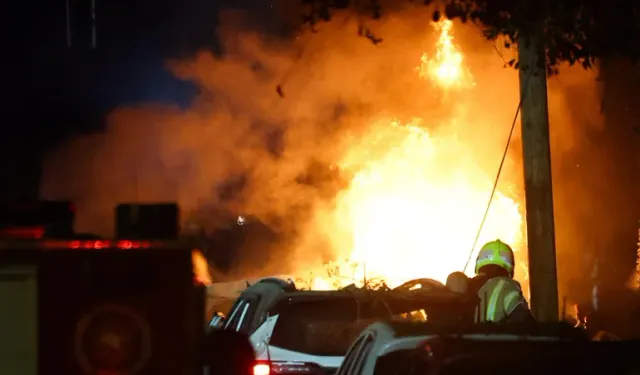 Tel Aviv alevler içinde: İran füzeleri İsrail'in kalbini vurdu