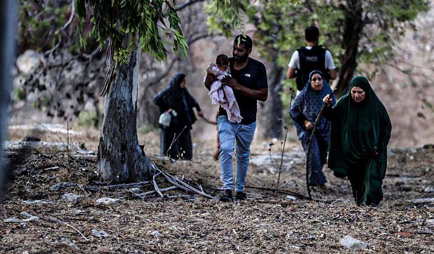 İsrail saldırıları nedeniyle Filistinliler Cenin’den kaçıyor