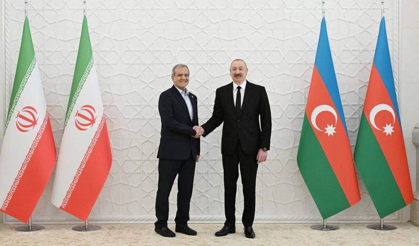 Azerbaycan ile İran arasında mutabakat zaptları imzalandı