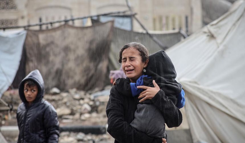 Ateşkesin gölgesinde tehlike: İsrail helikopteri BM okulunu hedef aldı