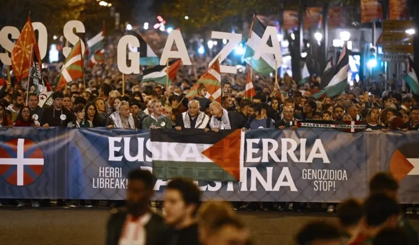 Filistin'in Avrupa'daki ilk maçına dev destek