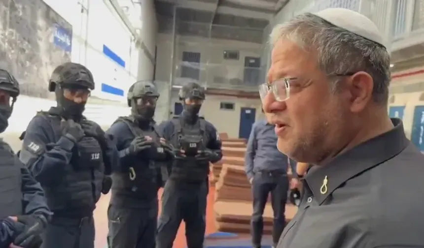 İsrail'de Ramazan öncesi cezaevi baskını