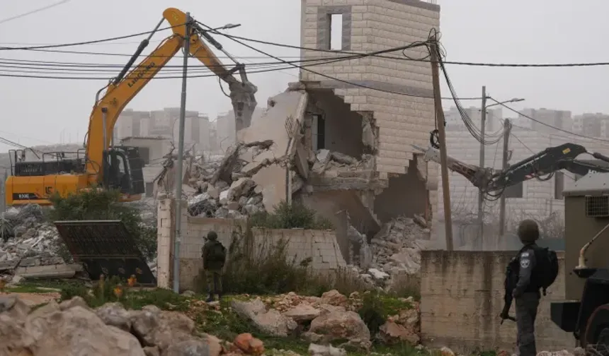 İsrail'in Batı Şeria'da yıkım ve el koyma operasyonu