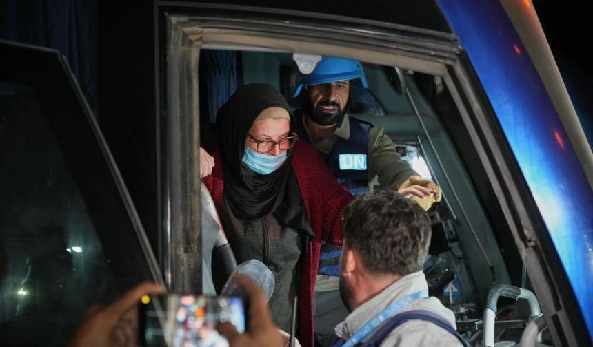 Refah Sınır Kapısı'nda 'insani şantaj' iddiası