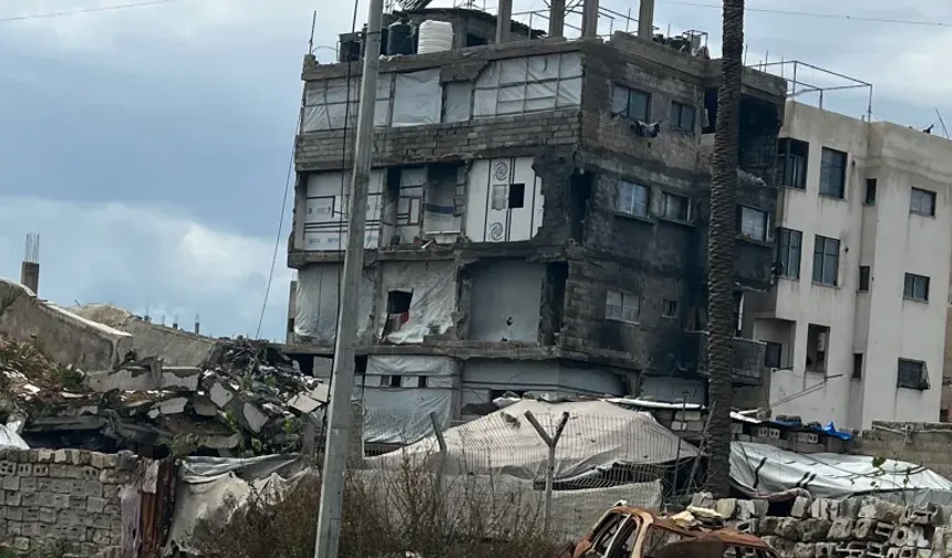 Gazze'de naylon ve tahtadan 'yaşam' mücadelesi